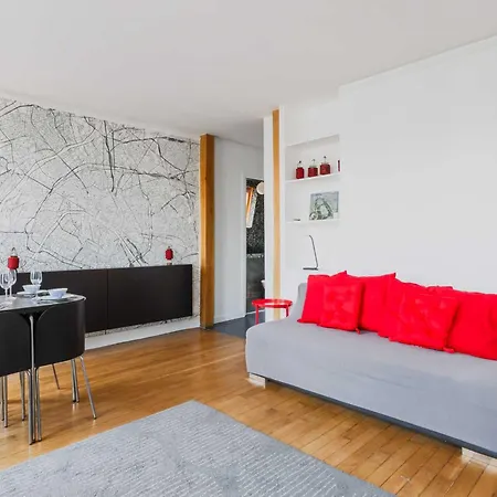 Luminous 1bdr Witha C&balcony-marais Louvre Appartamento